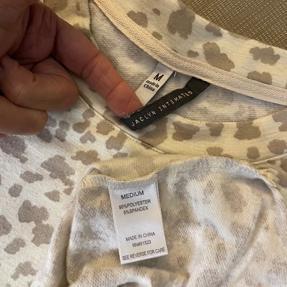 Jaclyn Intimates top, sz M - Picture 4 of 7